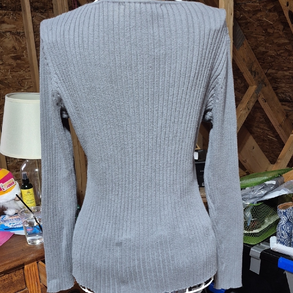 Gray Ribbed Women's Sweater - Picture 4 of 7